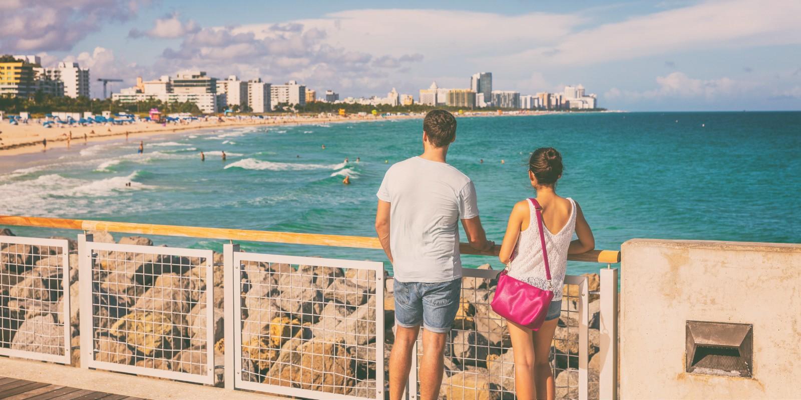 Mudarse a Florida: Lo que Necesitas Saber sobre Impuestos Estatales y Federales